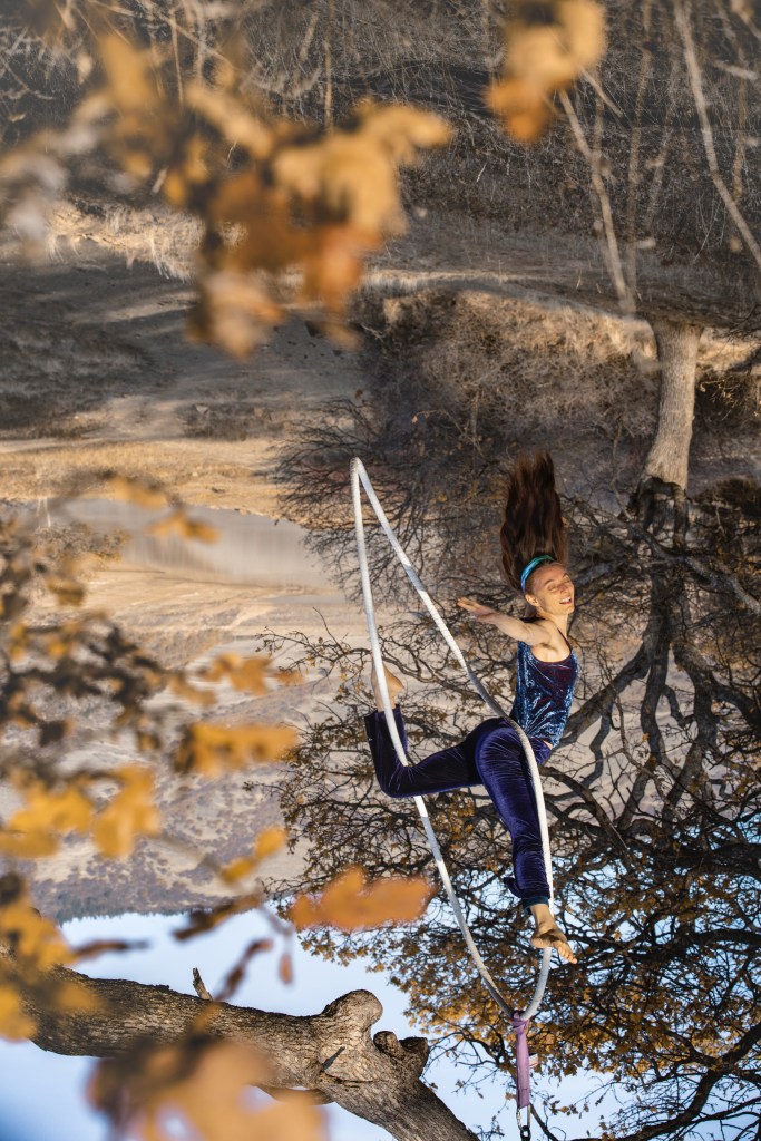 The founder of singdancing performs on her infinity ring.